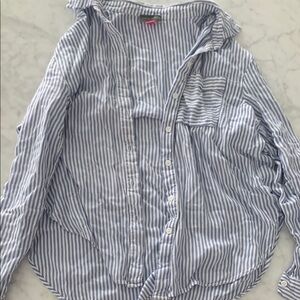 Vince Camuto Casual Striped Button-Up Shirt
